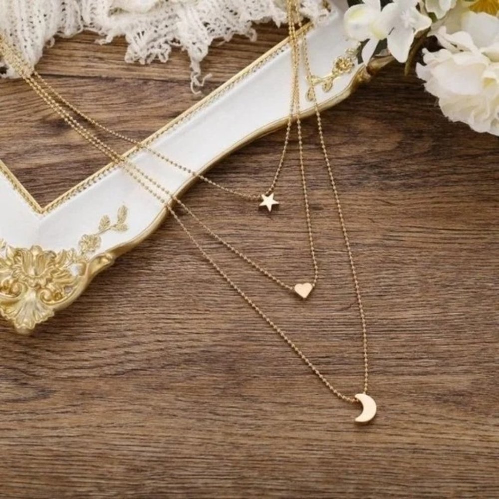 NEW Boho Dainty Moon Heart Star Gold Layered Chain Necklace A0107 - Picture 9 of 11